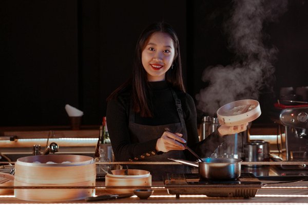 How Can You Use Kitchen Products from the UK to Enhance Your Home Cooking Experience?